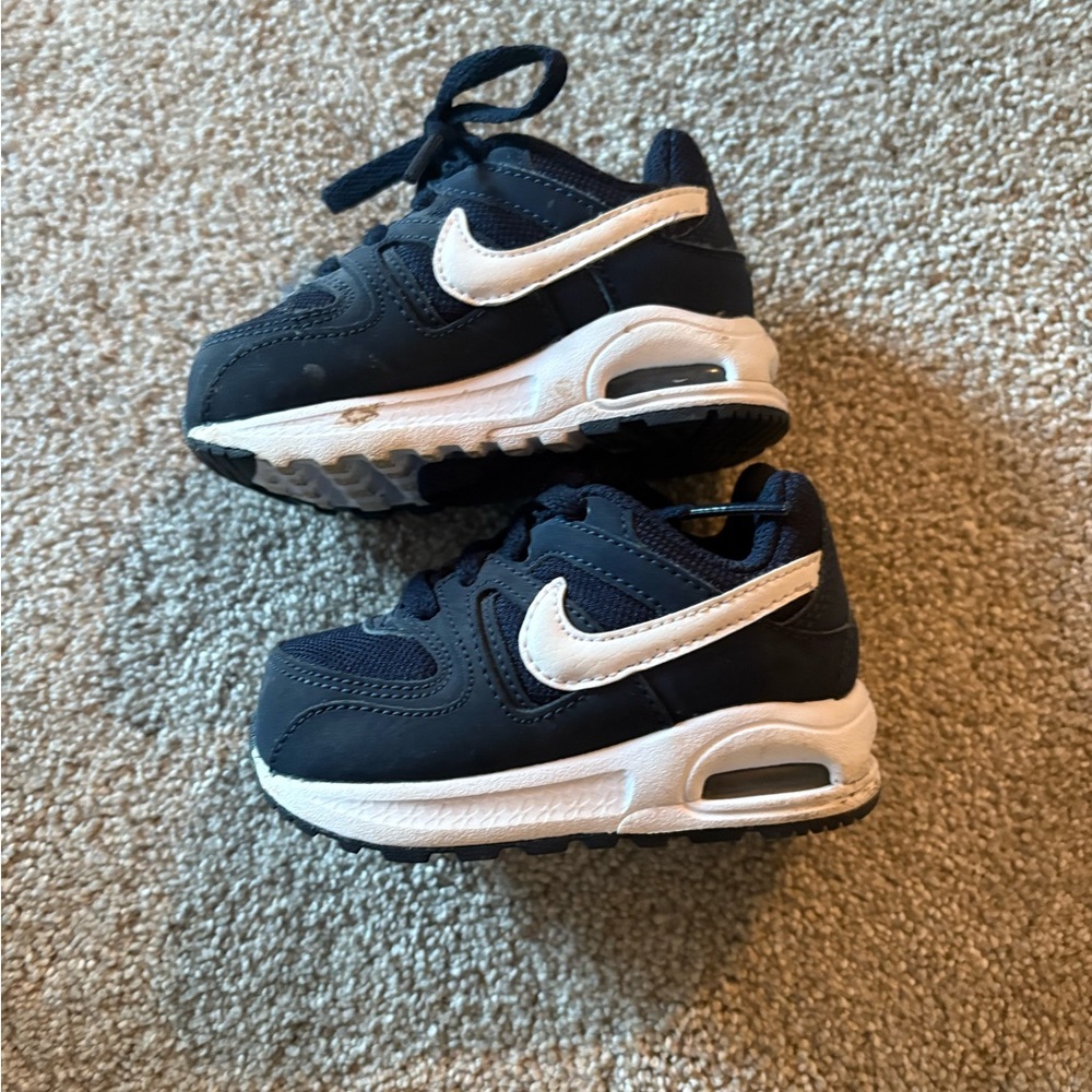NIKE air max